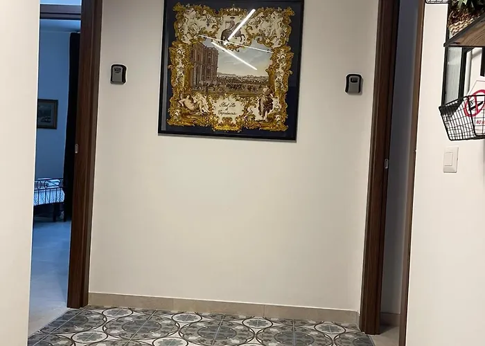 Urban * Νάπολη